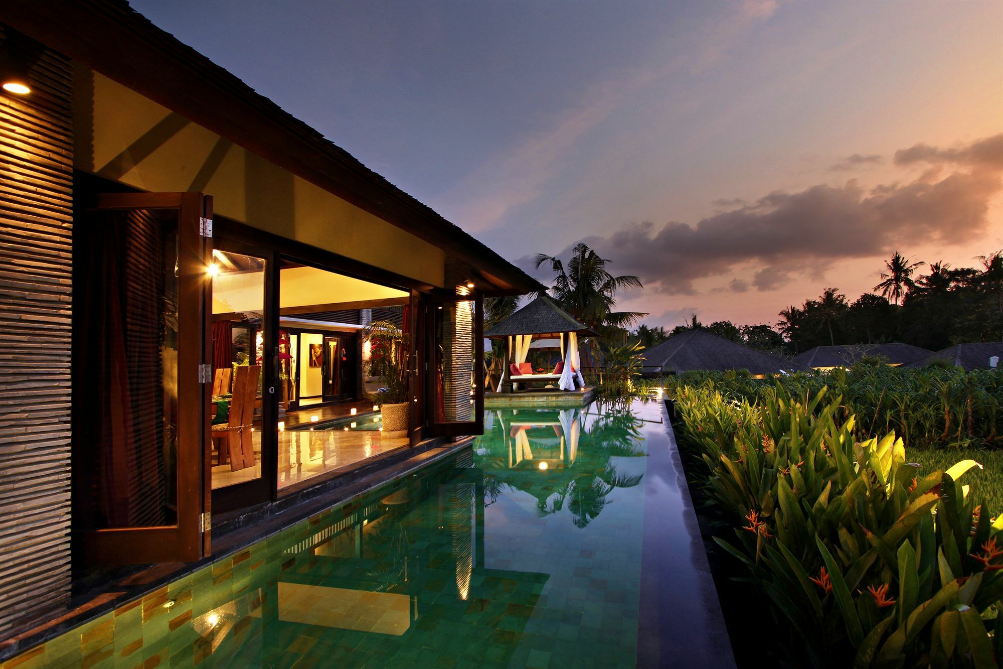 The Bale Tokek Villa Kuta  Exterior photo